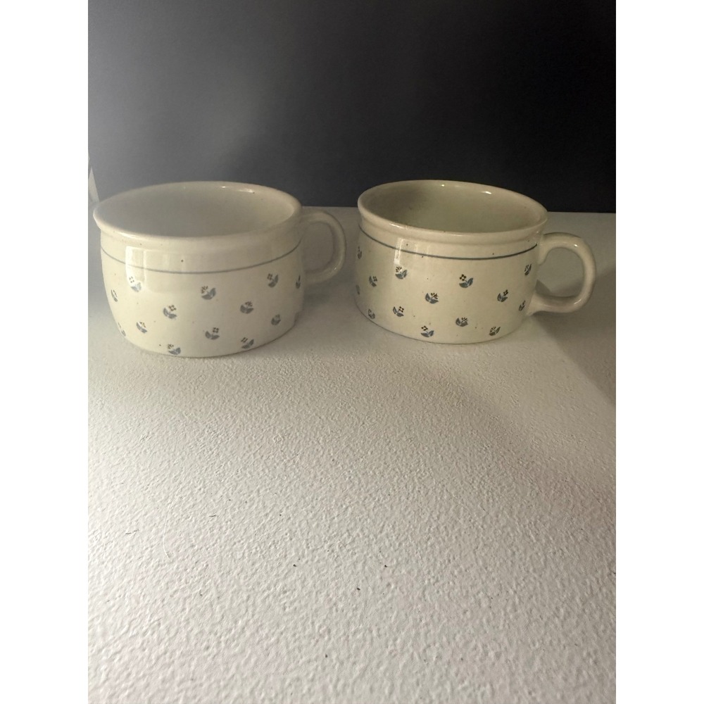 Pfaltzgraff Yorktowne Soup Mugs Set of 2 Blue Floral Stoneware Crocks